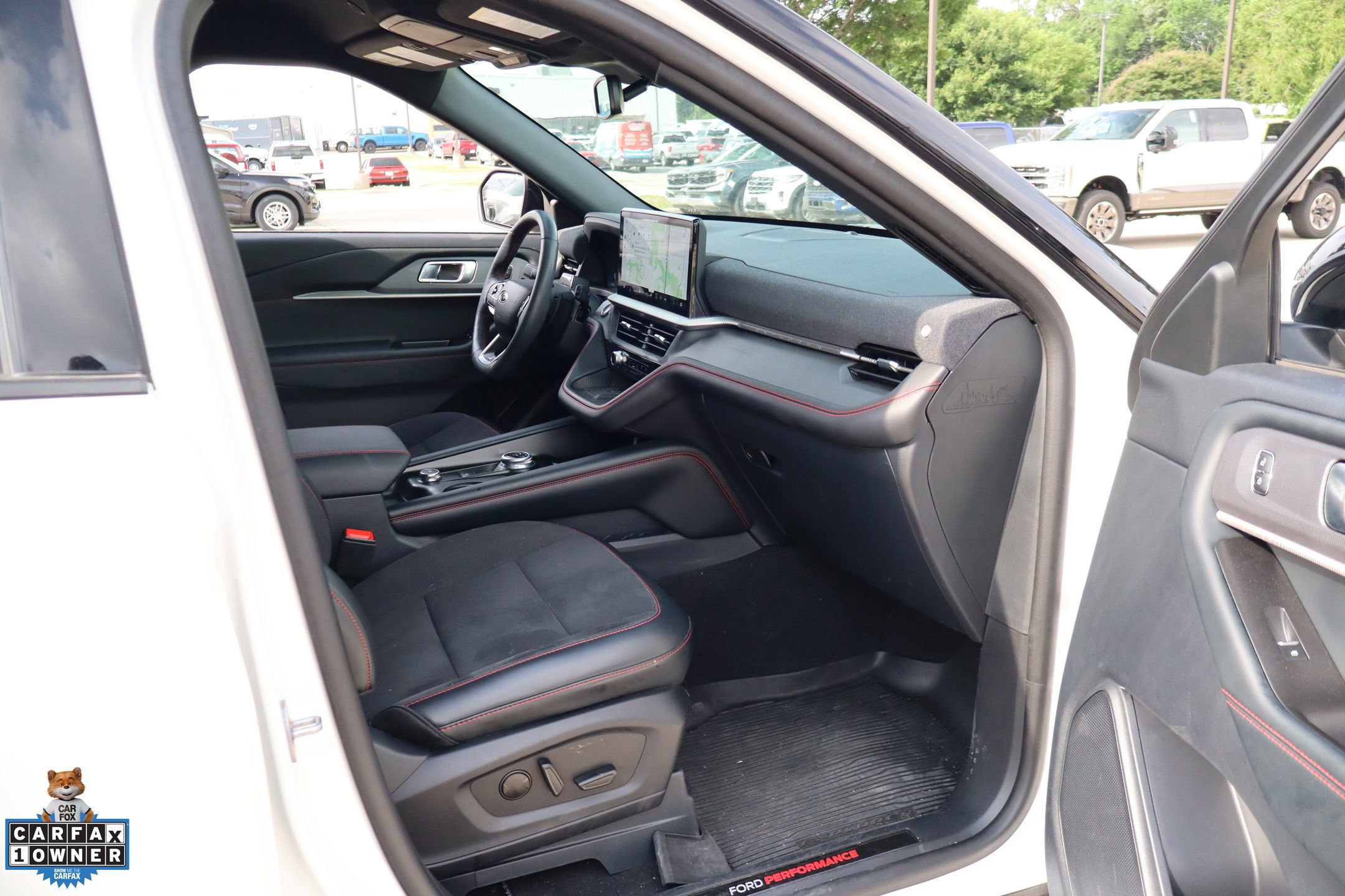 Certified 2025 Ford Explorer ST AWD/4WD image 28