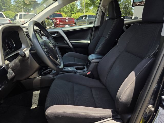 Used 2018 Toyota RAV4 XLE FWD image 12