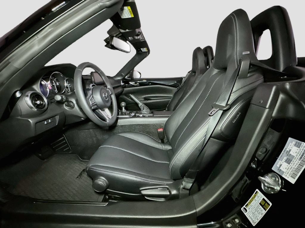 Used 2022 MAZDA MX-5 Miata Grand Touring w/ Weather Package RWD image 22