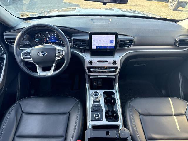 Certified 2022 Ford Explorer XLT w/ Equipment Group 202A image 12