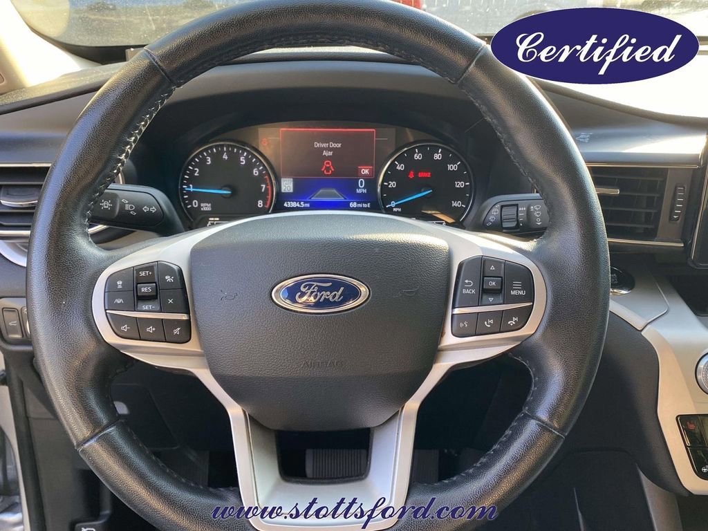 Certified 2022 Ford Explorer XLT w/ Equipment Group 202A image 20