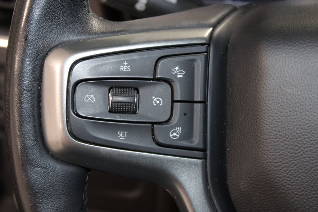 Used 2022 Chevrolet Suburban Premier RWD image 39