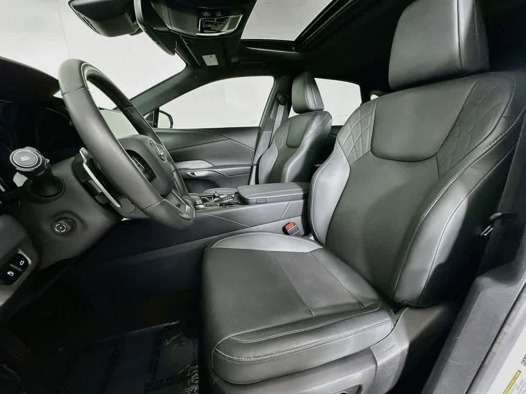 Used 2024 Lexus RX 350 Premium w/ Accessory Package (Z1) FWD image 15