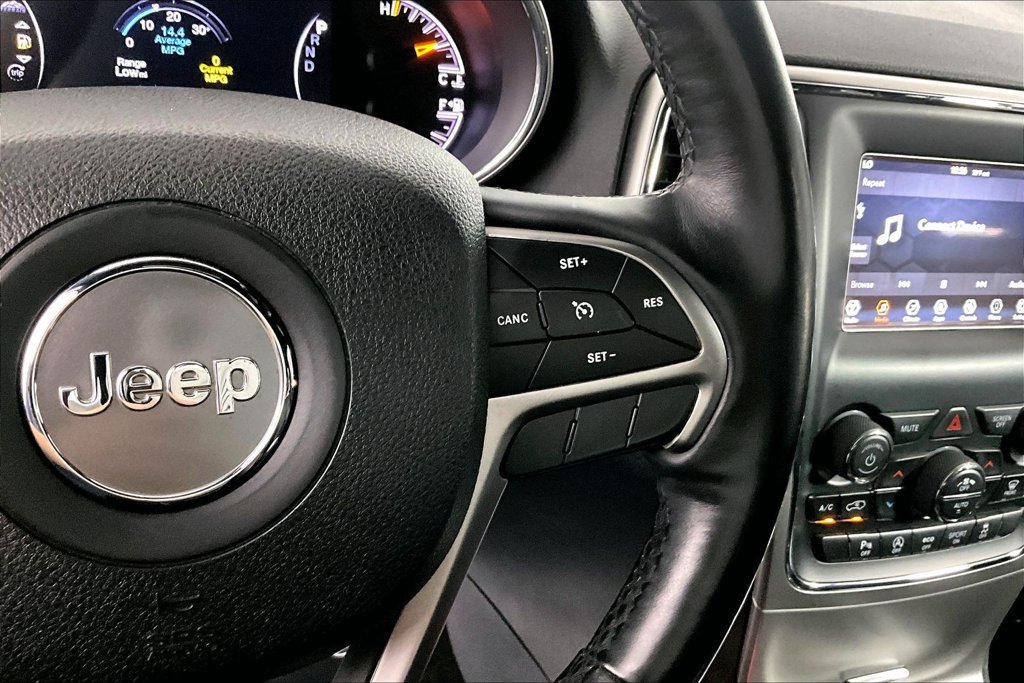 Used 2018 Jeep Grand Cherokee Limited AWD/4WD image 19