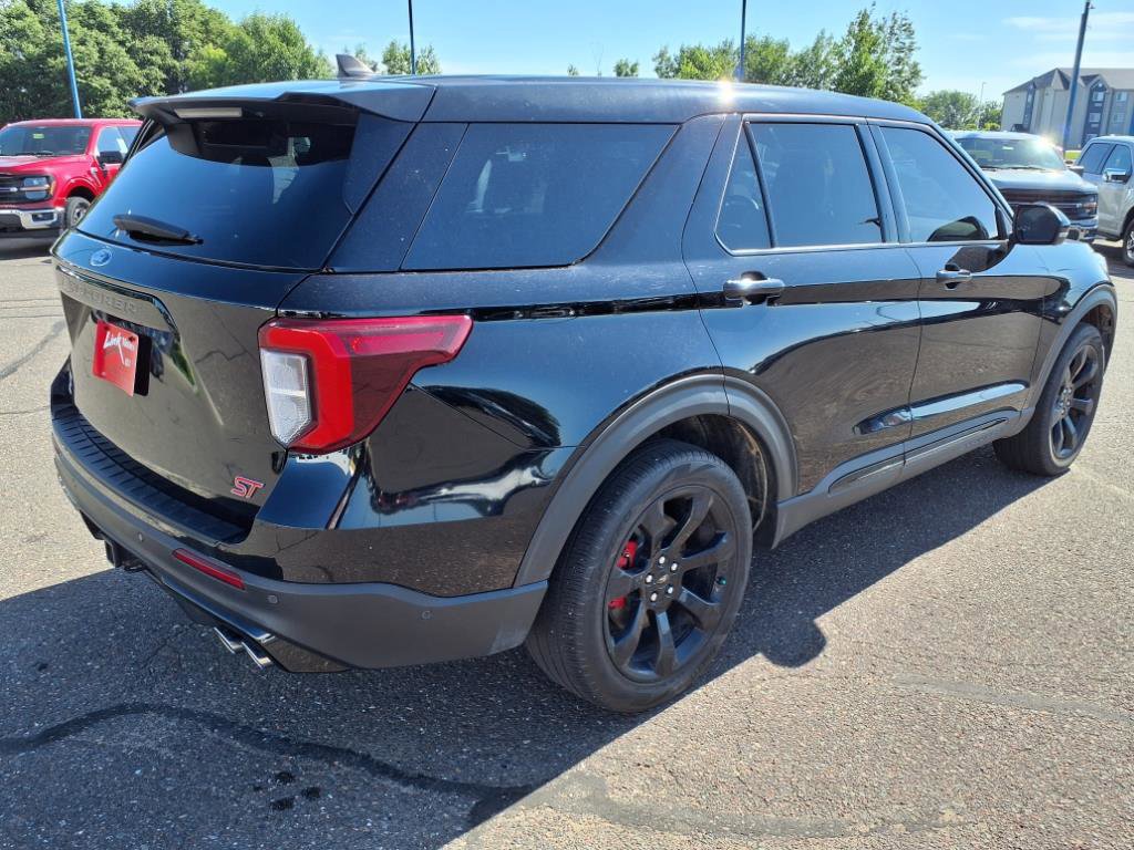 Certified 2022 Ford Explorer ST w/ Equipment Group 401A AWD/4WD image 5