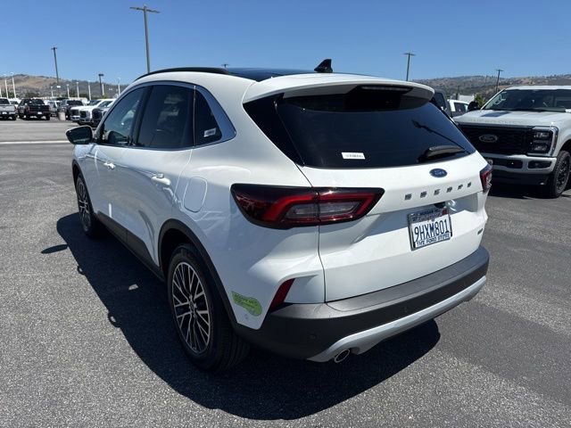 Certified 2023 Ford Escape SE w/ PHEV Premium Package FWD image 6