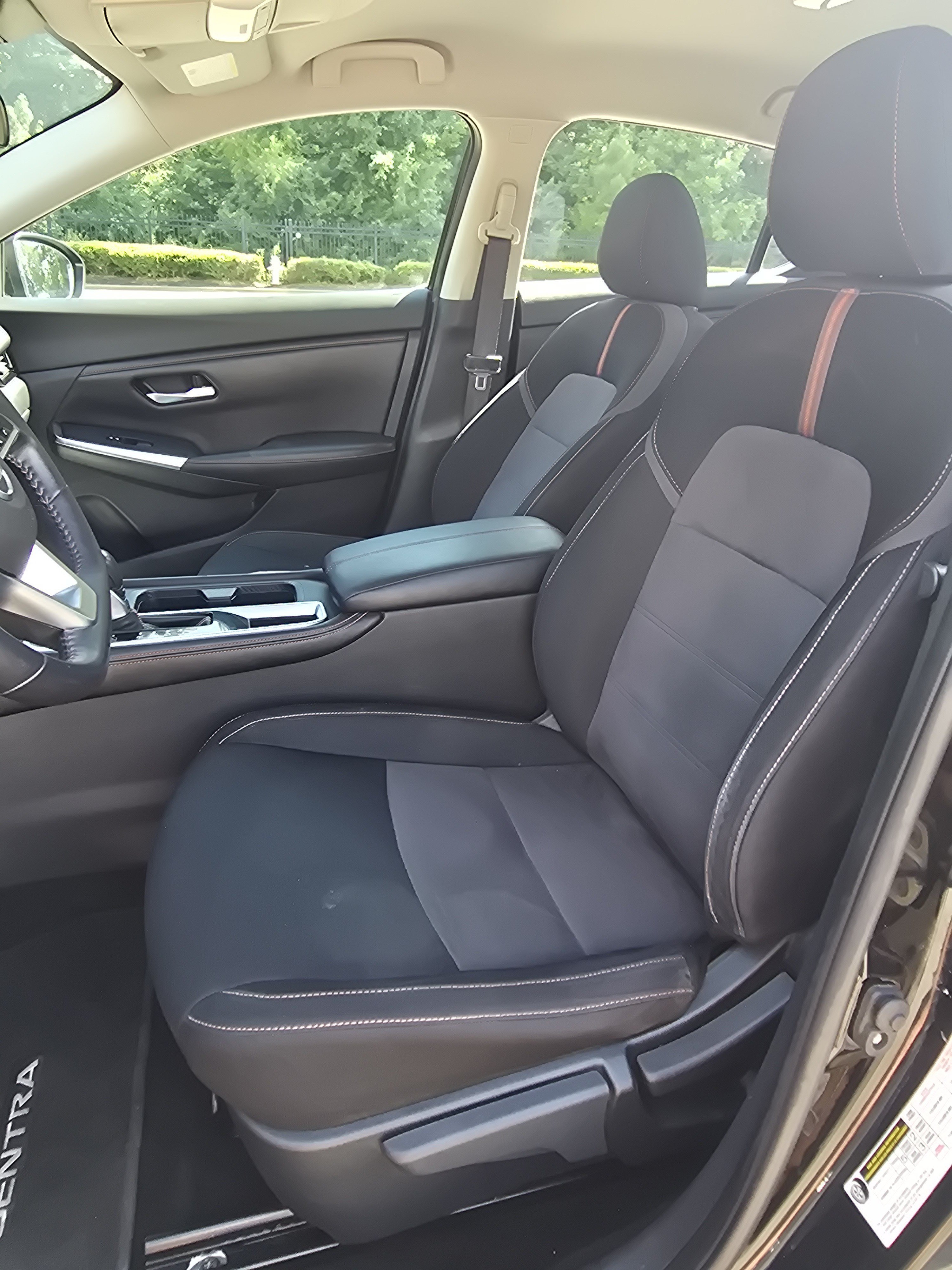 Used 2020 Nissan Sentra SR FWD image 11