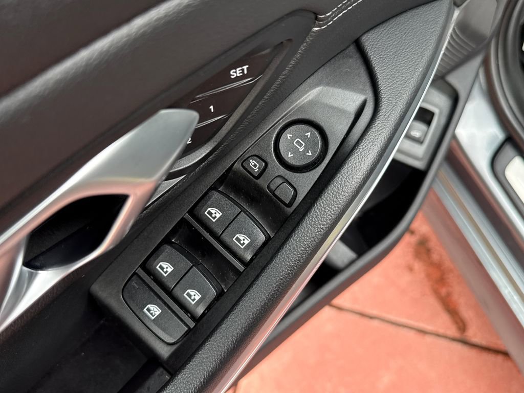 Used 2019 BMW 330i xDrive Sedan w/ Premium Package AWD/4WD image 11