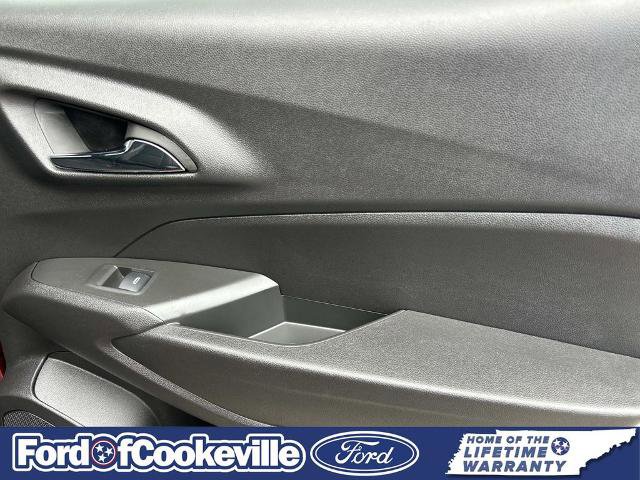 Used 2025 Chevrolet Trax RS w/ Driver Confidence Package FWD image 21