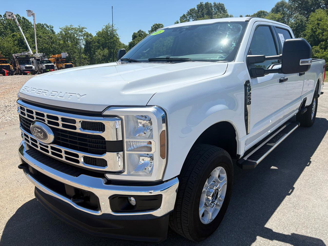 Certified 2025 Ford F250 XLT AWD/4WD image 7