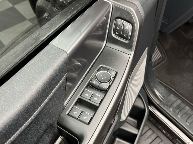 Certified 2025 Ford F150 Lariat AWD/4WD image 9