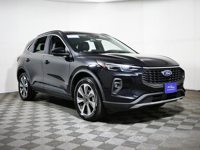 Certified 2025 Ford Escape Platinum image 7