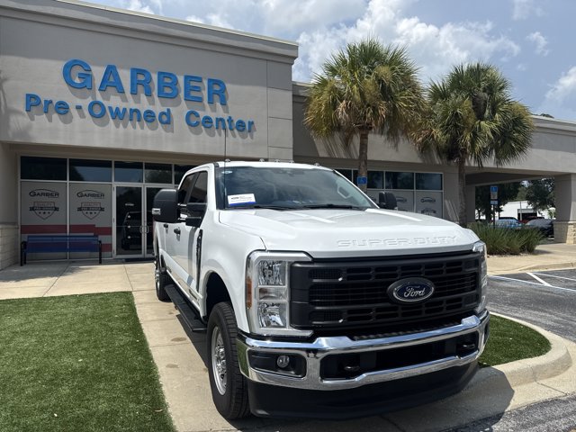 Certified 2024 Ford F250 XL AWD/4WD image 3