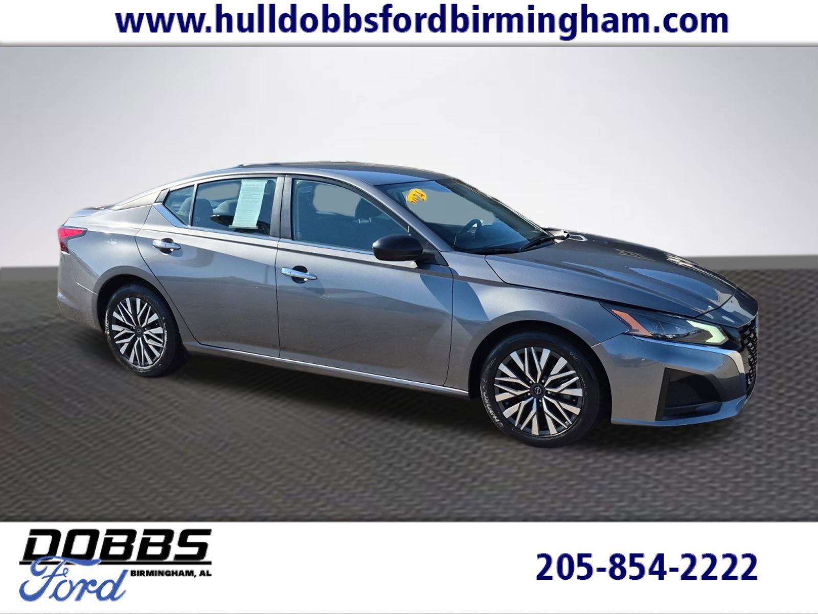 Used 2024 Nissan Altima 2.5 SV