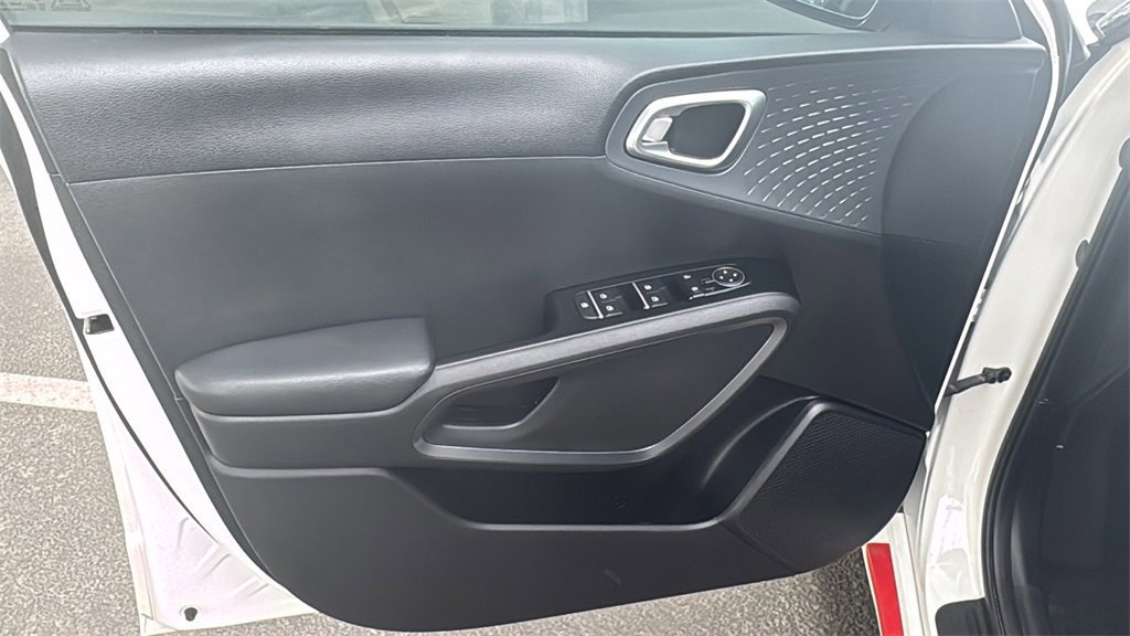 Used 2020 Kia Soul GT-Line image 18