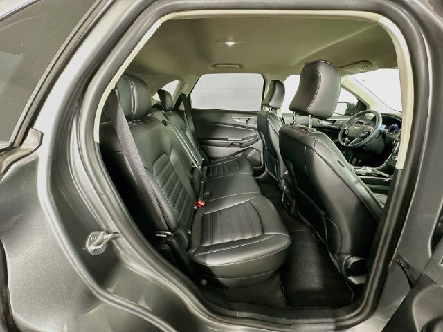 Certified 2024 Ford Edge SEL w/ Convenience Package AWD/4WD image 32