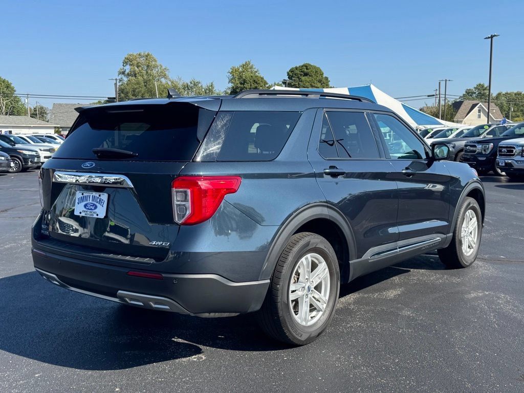 Certified 2024 Ford Explorer XLT w/ Equipment Group 202A AWD/4WD image 23