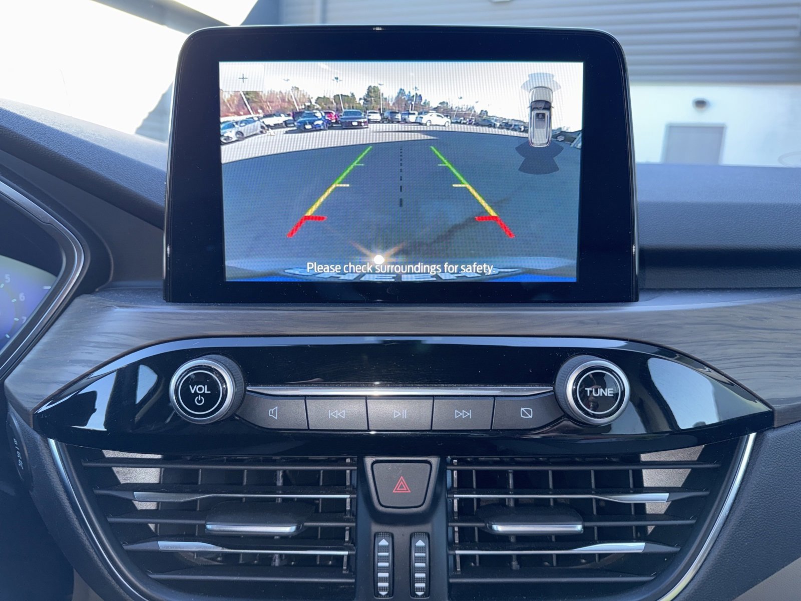 Certified 2020 Ford Escape Titanium w/ Titanium Premium Package 2.0 image 26