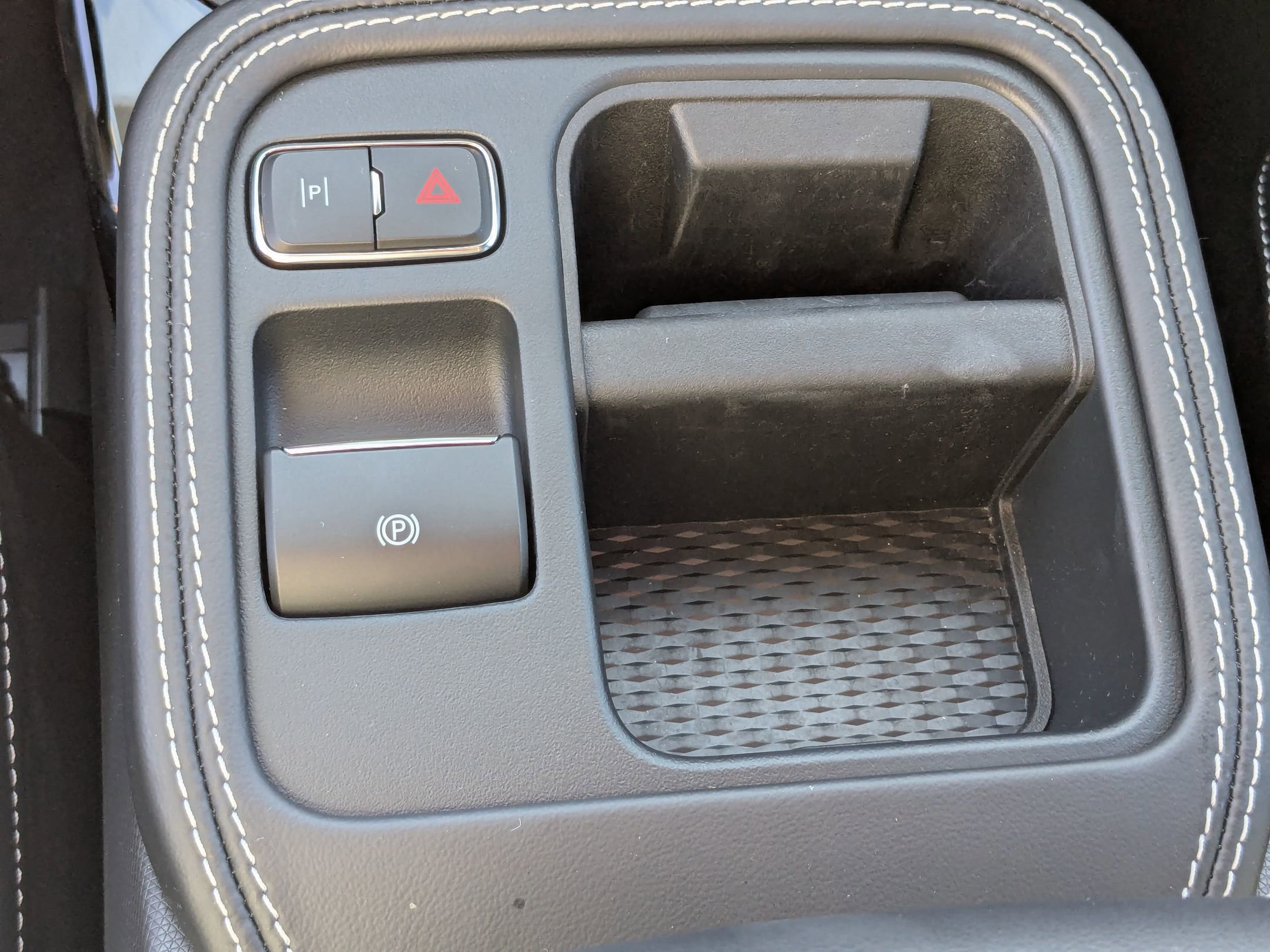 Certified 2025 Ford Mustang Mach-E GT image 28