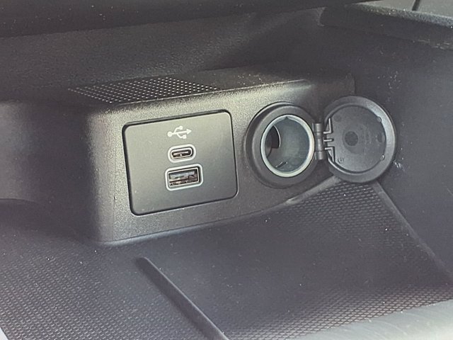 Certified 2025 Ford Escape ST-Line Select w/ Tech Pack #1 AWD/4WD image 15