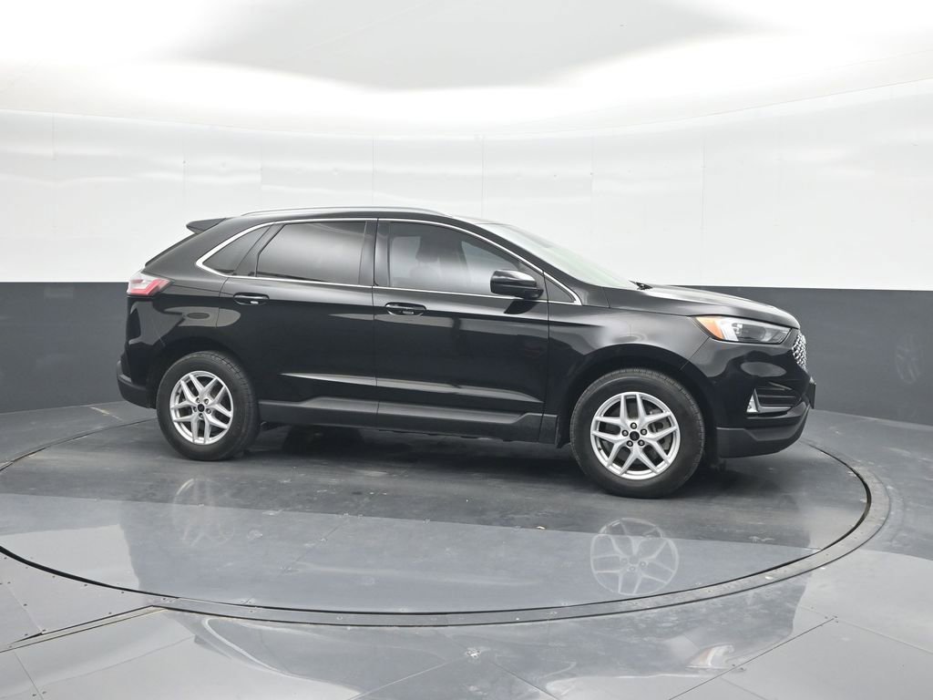 Certified 2023 Ford Edge SEL w/ Convenience Package AWD/4WD image 11