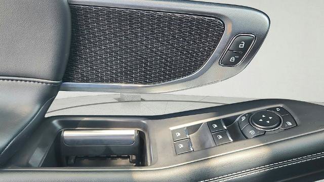 Certified 2025 Ford Expedition Max Platinum w/ Stealth Appearance Package AWD/4WD image 23