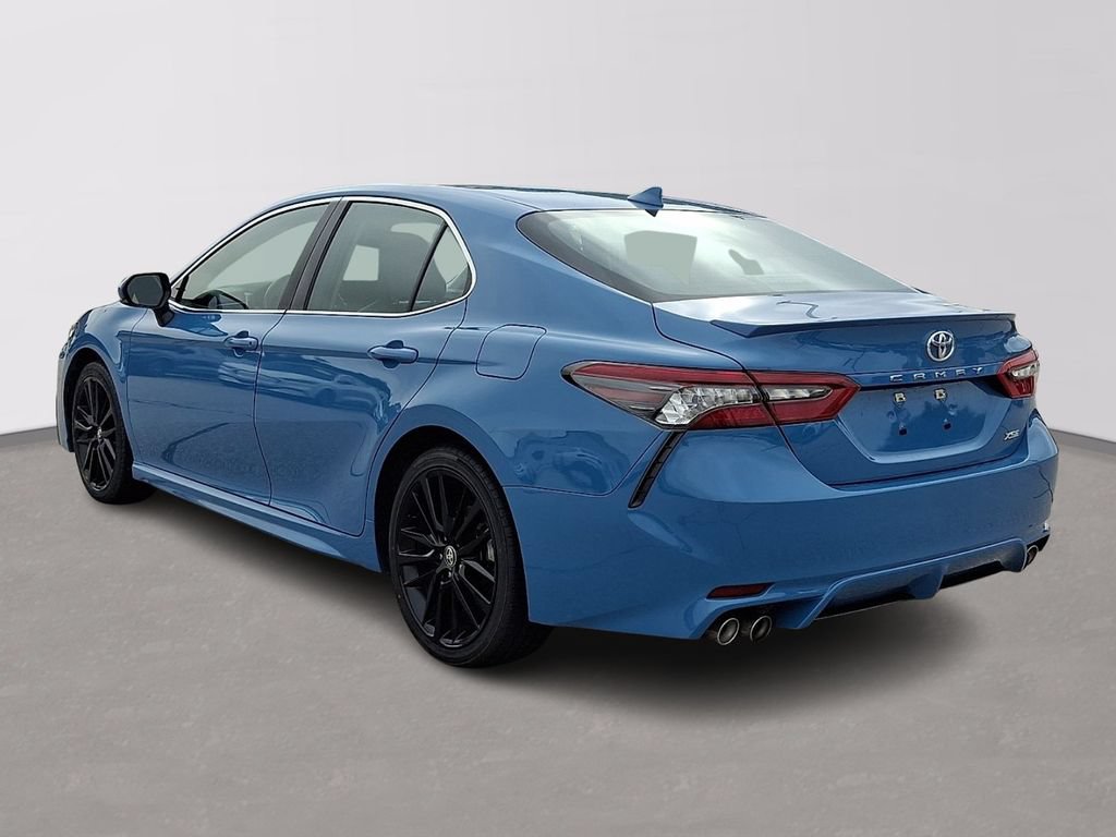 Used 2024 Toyota Camry XSE FWD image 4