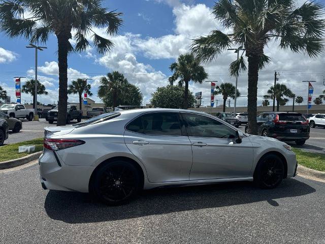 Used 2022 Toyota Camry XSE FWD image 5