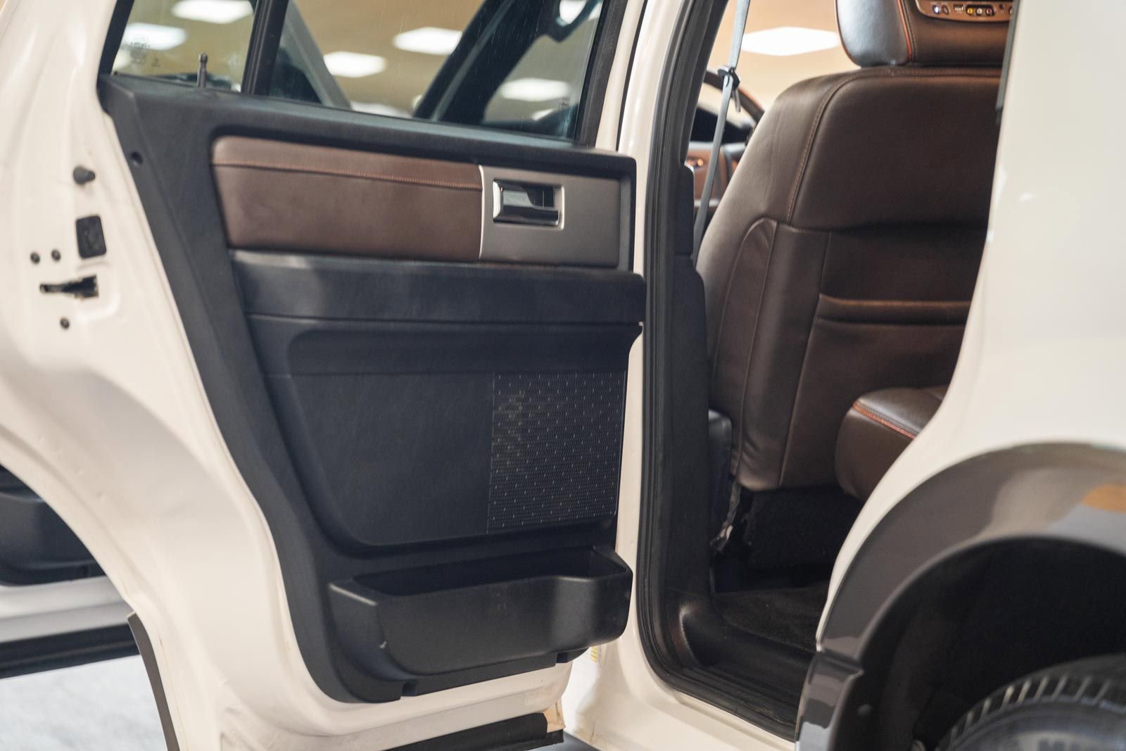 Certified 2017 Ford Expedition King Ranch RWD image 43