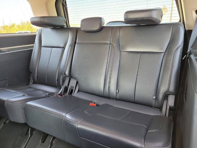 Certified 2024 Ford Expedition XLT RWD image 14
