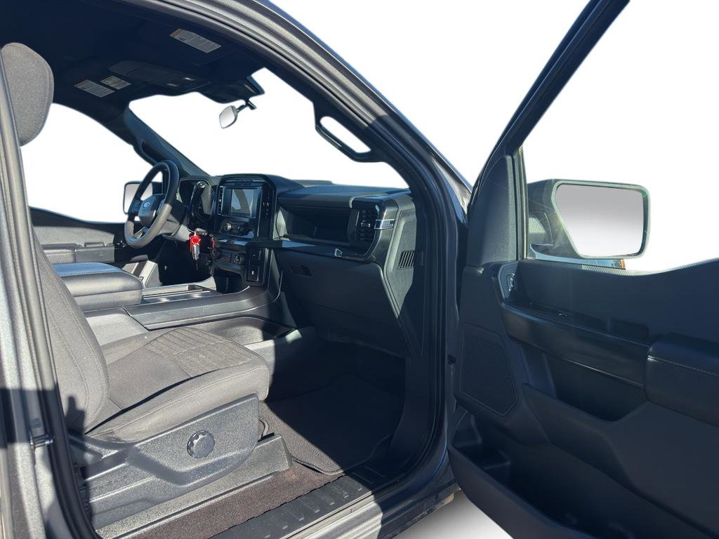 Certified 2022 Ford F150 XL w/ STX Appearance Package image 8