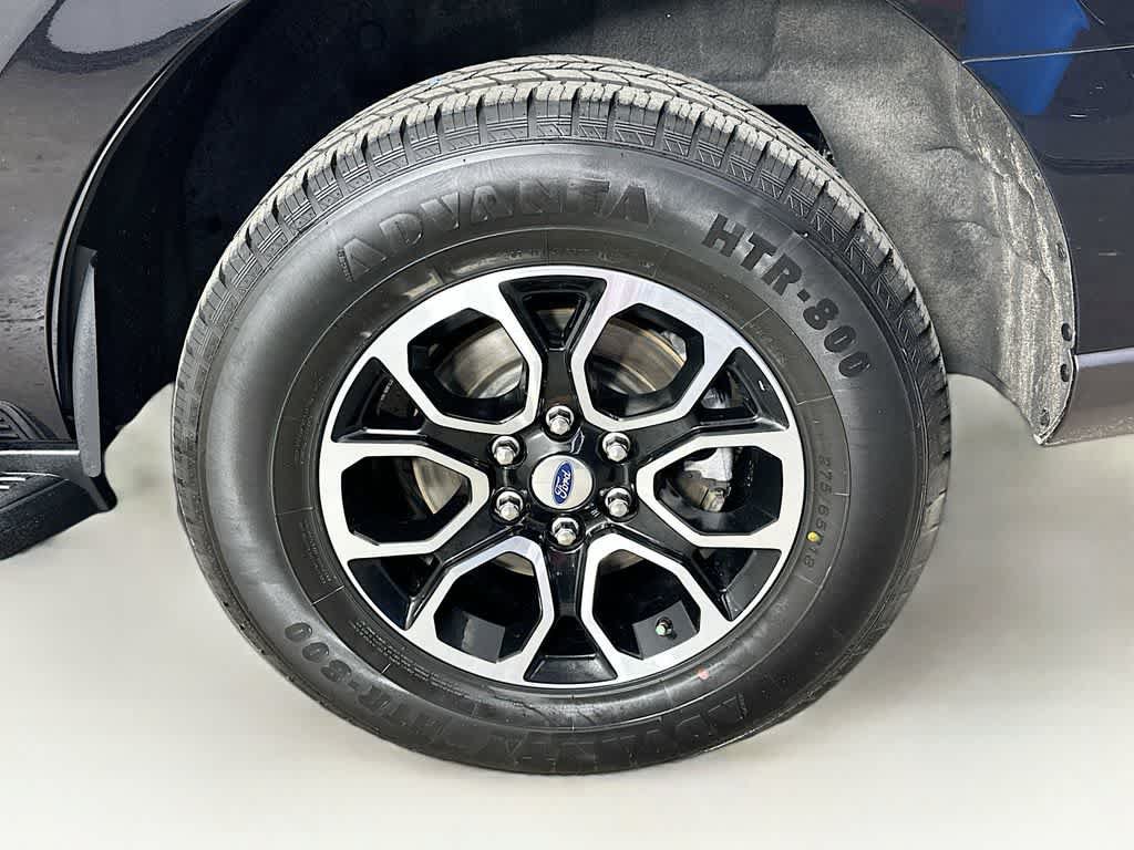 Certified 2024 Ford Expedition XLT RWD image 8