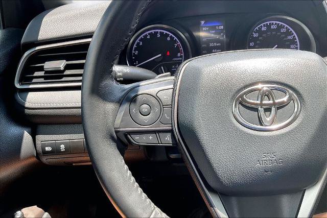 Used 2022 Toyota Camry SE FWD image 18