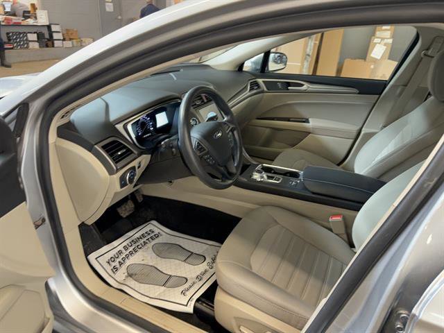 Certified 2020 Ford Fusion SE image 7