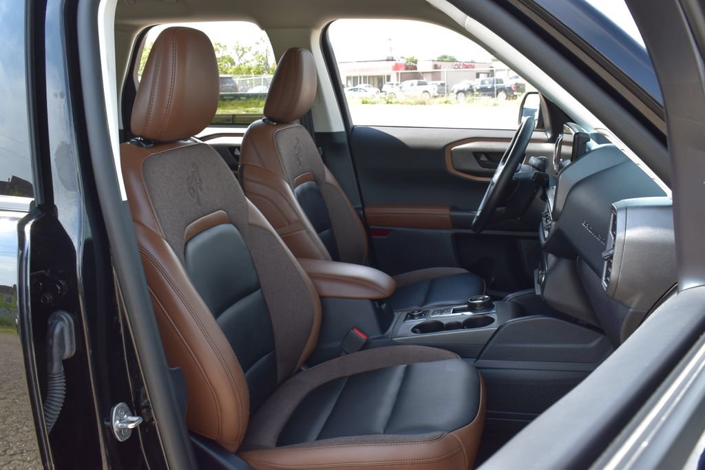 Certified 2025 Ford Bronco Sport Outer Banks w/ Outer Banks Tech Package+ AWD/4WD image 34