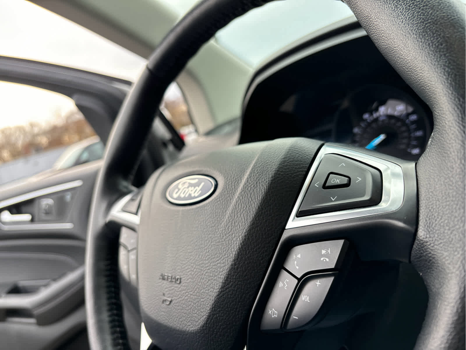 Certified 2022 Ford Edge Titanium w/ Cargo Accessory Package image 14