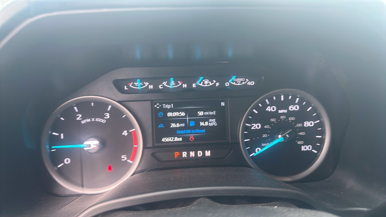 Certified 2021 Ford F350 XLT w/ XLT Premium Package AWD/4WD image 4