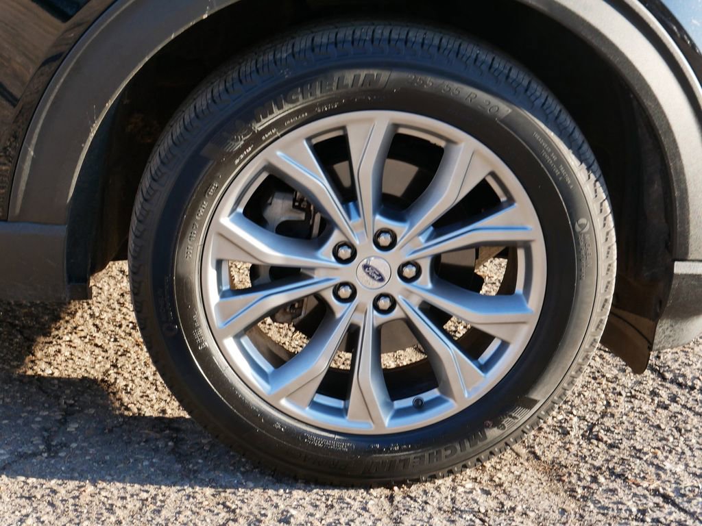 Certified 2023 Ford Explorer XLT w/ Equipment Group 202A image 7