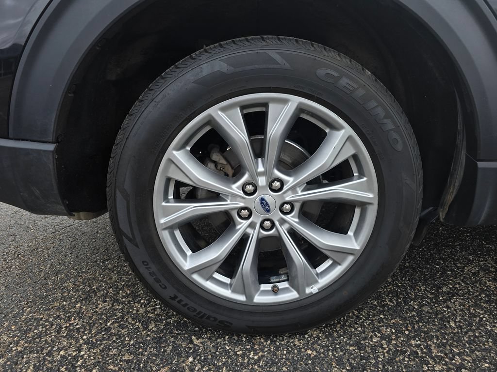 Certified 2023 Ford Explorer Limited AWD/4WD image 11