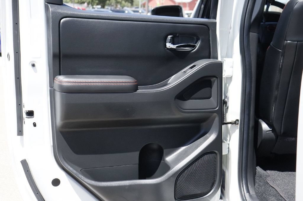 Used 2025 Nissan Frontier PRO-4X w/ Pro Premium Package AWD/4WD image 24