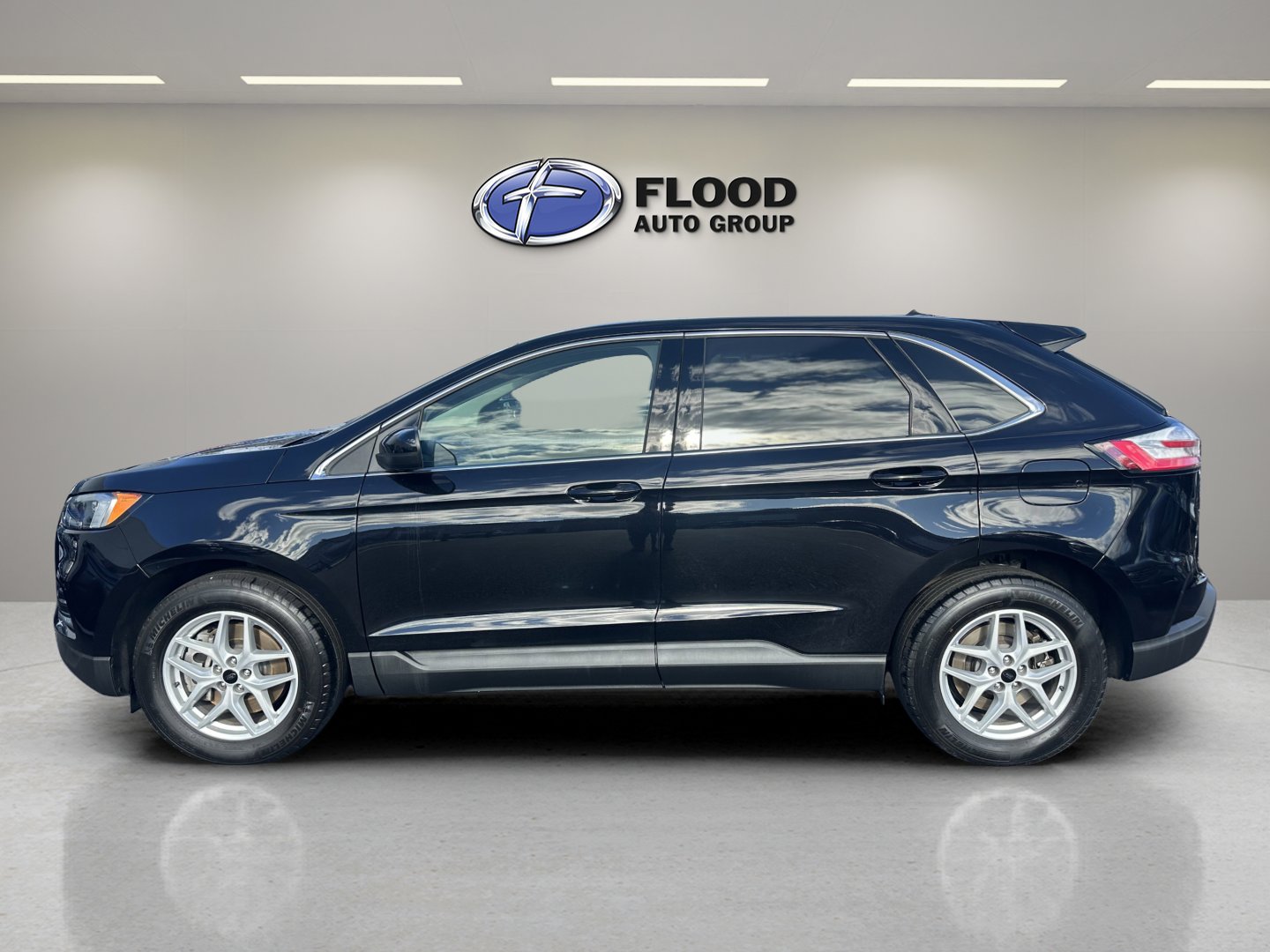 Certified 2023 Ford Edge SEL image 5