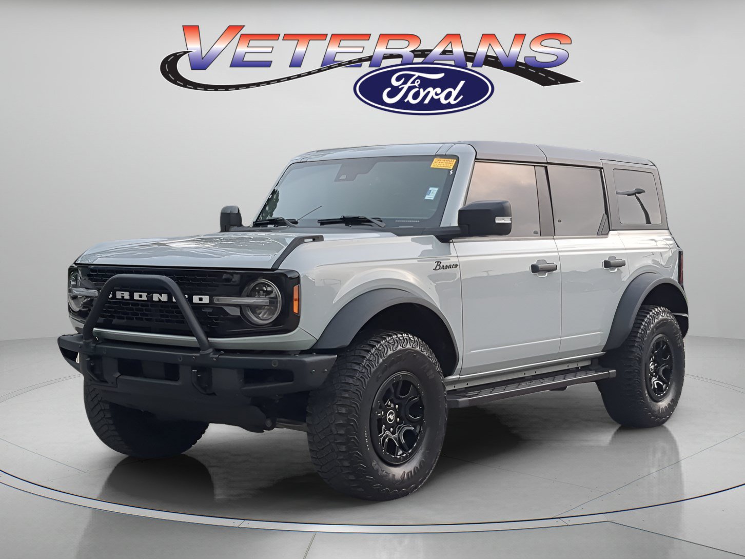 Certified 2023 Ford Bronco Wildtrak AWD/4WD image 1