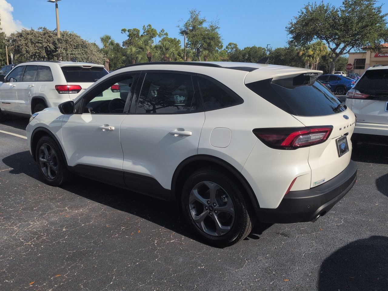 Certified 2025 Ford Escape ST-Line w/ Equipment Group 301A FWD image 6