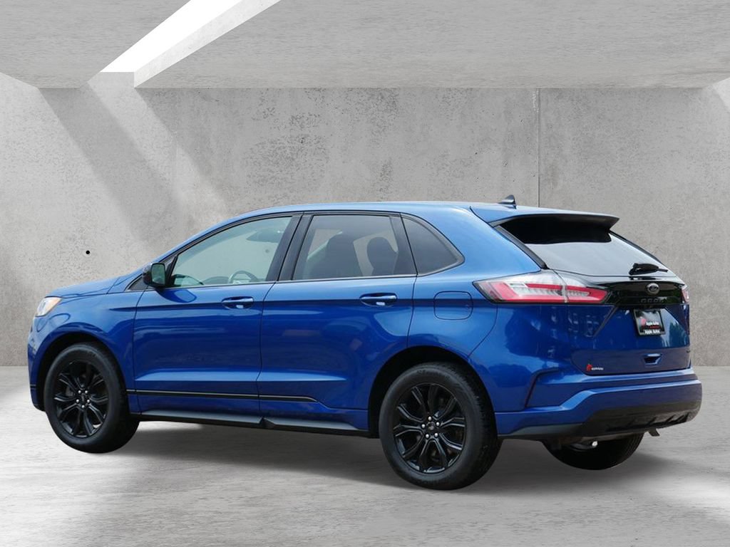 Certified 2024 Ford Edge SE w/ Black Appearance Package AWD/4WD image 4