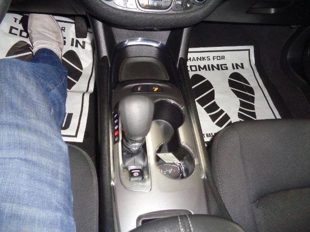 Used 2024 Chevrolet Malibu LT image 10