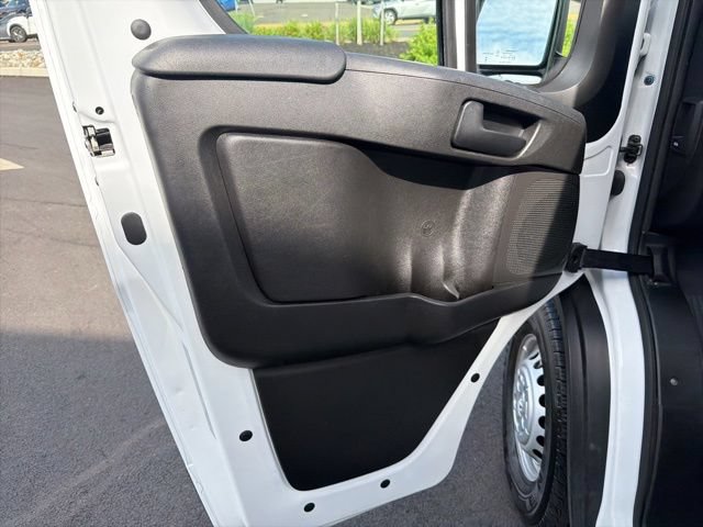 Used 2025 RAM ProMaster 2500 w/ U-Haul Equipment Group FWD image 16