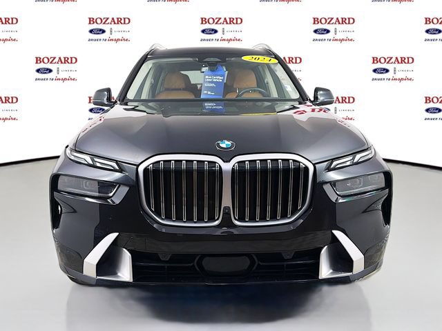 Used 2024 BMW X7 xDrive40i w/ Premium Package AWD/4WD image 2