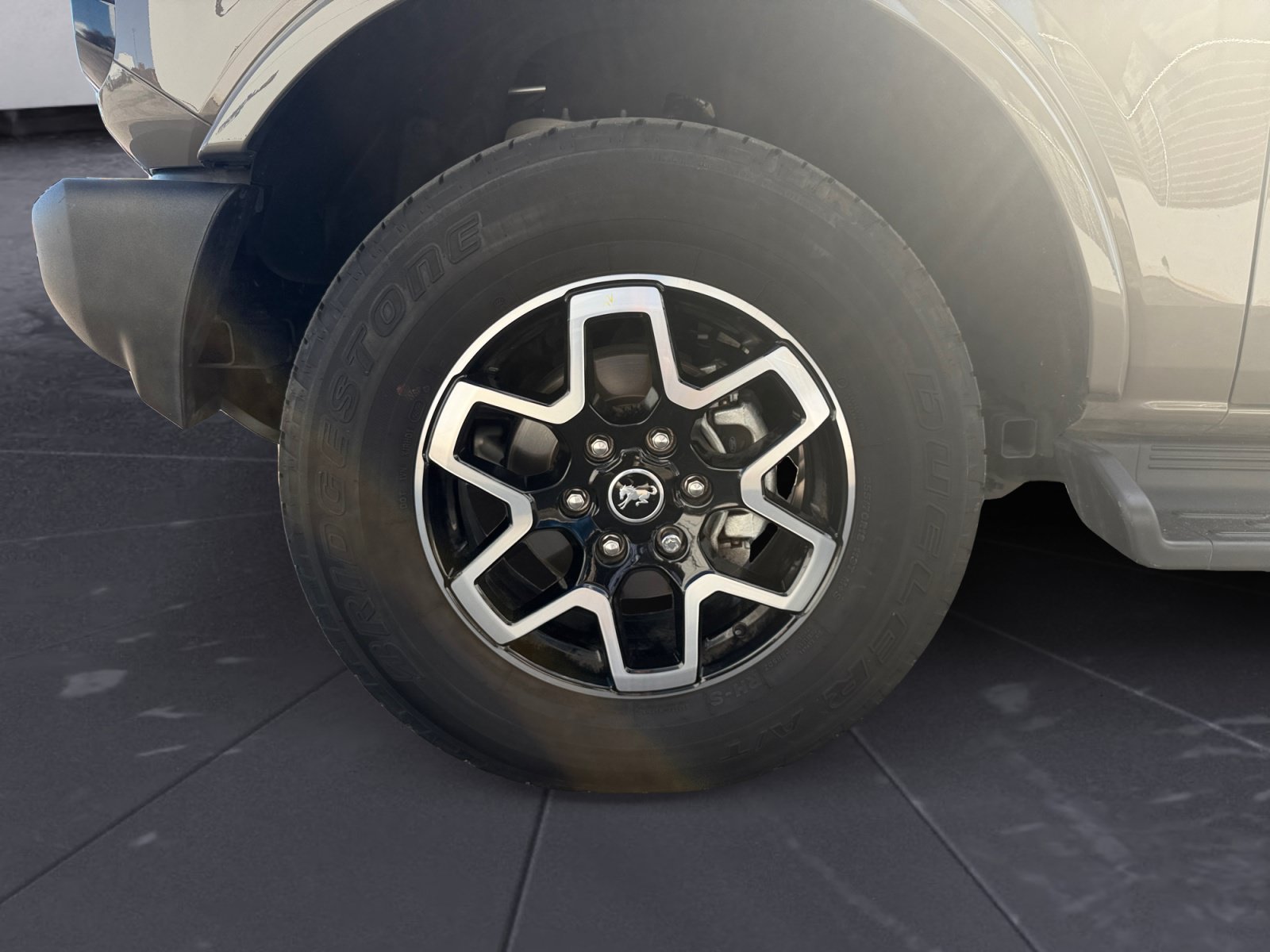 Certified 2025 Ford Bronco Outer Banks AWD/4WD image 14