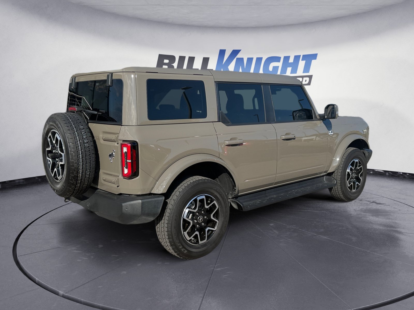 Certified 2025 Ford Bronco Outer Banks AWD/4WD image 5