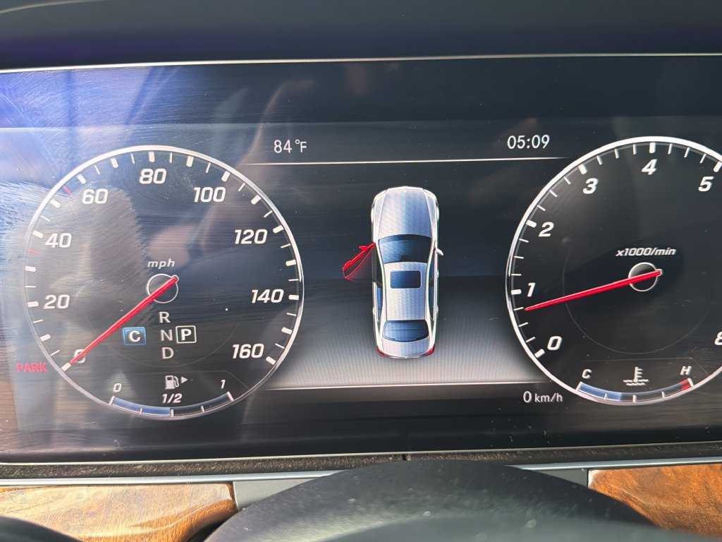 Used 2017 Mercedes-Benz E 300 image 21